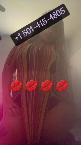 Little Rock AR Female Escort — Thick & Juicy Curves - 1