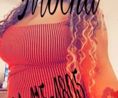 Little Rock AR Female Escort — Thick & Juicy Curves - Image 8