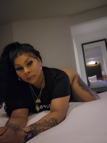Hampton, Virginia Female Escort — Discreet Incall Screening (FaceTime/Google Duo) - 1