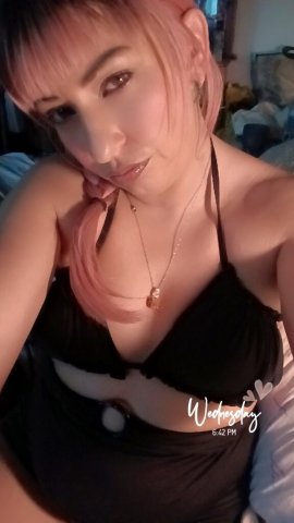 Cincinnati Female Escort — Cup Size C, 5'7" - 1