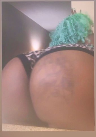 Baltimore Female Escort — tall, thick - 1