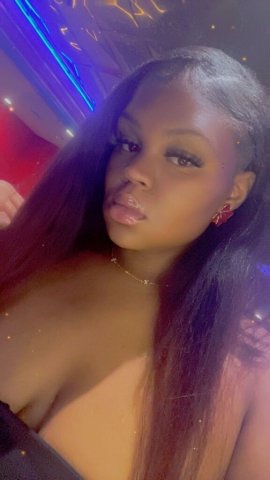 Inland Empire CA Female Escort — Incalls/Outcalls & Amazing BJs - 1