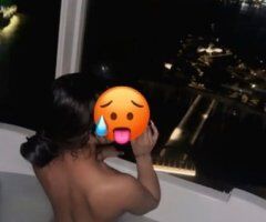 Latina chica disponible en Jacksonville - Image 2