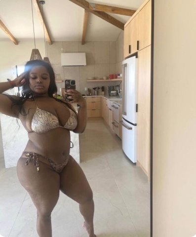 Busty 27-Year-Old Escort — San Diego - 1
