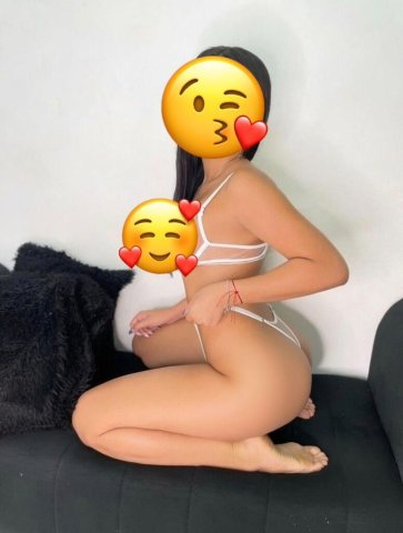 Minneapolis / St. Paul MN Female Escort — Massage & GFE - 1
