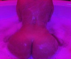 Denver Female Escort — 22 - Image 3