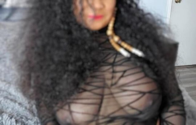 Dothan, Alabama Mature Curvy Female Escort — Hourly & Quick Visits - 1