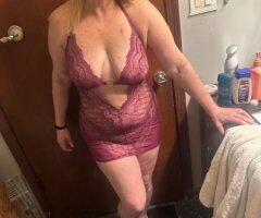 Bloomington, IN Milf Visit This Tuesday — BJs Available - Image 3