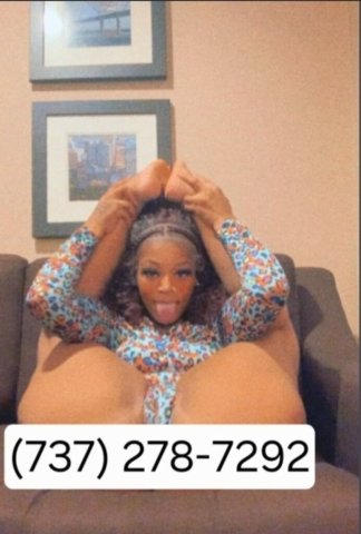 Jonesboro AR Strawberry Strap Swap — Incall, Outcall & Carsex - 1