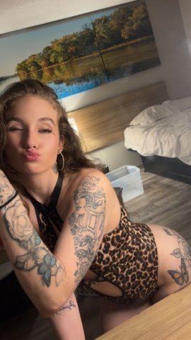 Kansas City MO Female Escort — CUM See Me Specials All Day (No Deposits) - 1