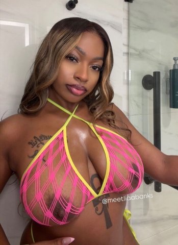 Norfolk VA Female Escort — Sweet Temptation experience - 1