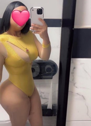 Allentown PA Female Escort — BBJ, threesomes, massages - 1
