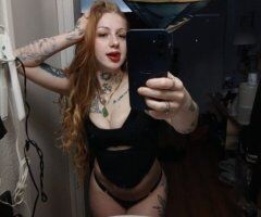 Blue-Eyed Girl-Next-Door Luxe — Attentive 22 | Everett, WA - Image 5
