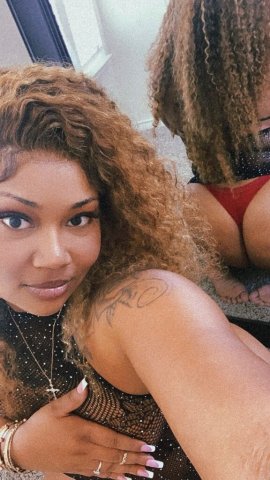 Cincinnati Downtown Female Escorts — Two-Girl Soft & Warm Choice (Limited Time) - 1