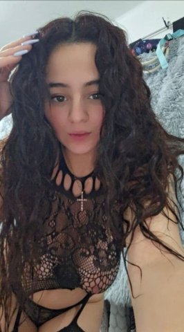 Amelia (Latina) — 9 Inches, Discreet Fun in Binghamton, NY - 1