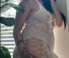 Norfolk Female Escort — Quick Drive-in Service - Image 5