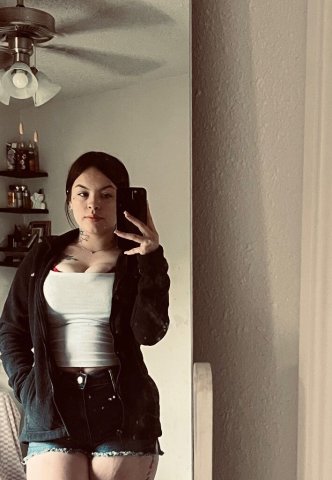 Sexy 21 Female Escort (Incall) — Sex + 69, Nuru Shower, Fetish & Roleplay - 1