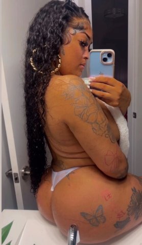 Lancaster, CA Incalls • Outcalls • Facetime • Snapchat + Content - 1