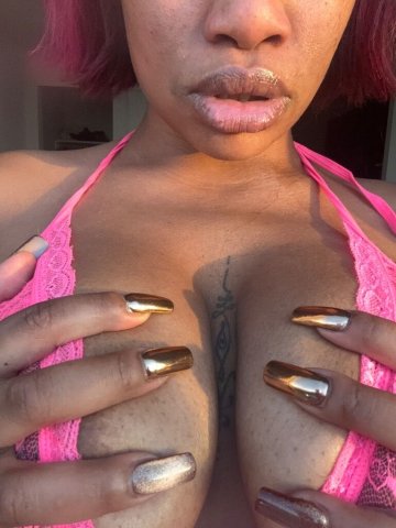 Portland, OR Female Escort — Red Light Special (GFE, Kissing, Fantasy) - 1