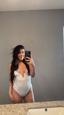Raleigh-Durham Female Escort — Oral service included - 1