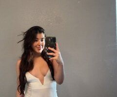 Raleigh-durham escorts - Raleigh-Durham Female Escort — Oral service included
