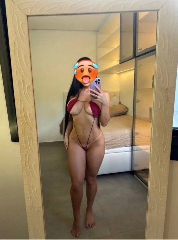 Nashville TN Female Escort — Sexy Curvy Package - 1