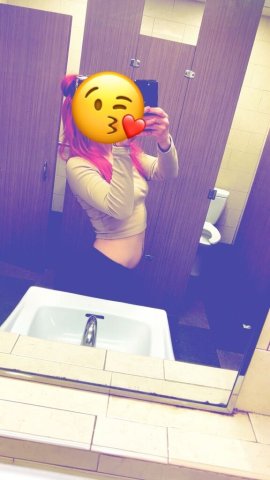 Pittsburgh Female Escort — mobile outcalls with Snapchat verification - 1