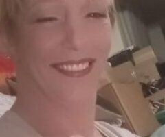 Rockford escorts - Rockford Sexy Cougar Escort — Brandi (60)