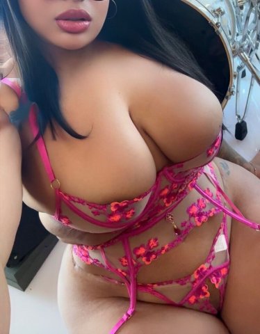 Manhattan Female Escort — Sexy Latina Vixen in Hell’s Kitchen - 1