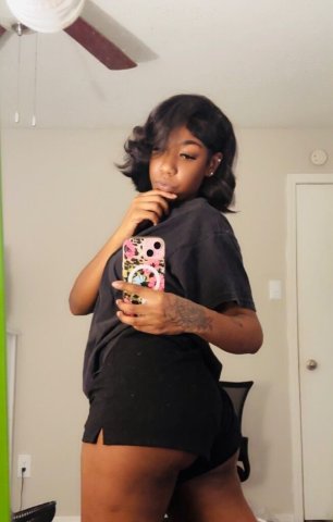LaylaaHo!  (Petite) — Long Island Female Escort - 1