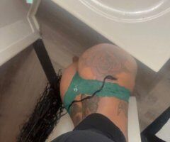 Detroit escorts - Detroit MI Young Tight Pussy — Quick Cum (30 Min)