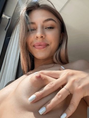 Latina Female Escort in Shreveport — VIP incall/outcall + car fun - 1