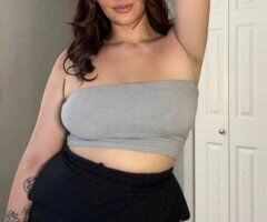 Ember Rae — Curvy Brunette Female Escort in Everett (South Everett) - Image 2
