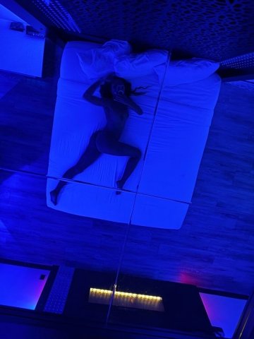 Biloxi, MS Slim Escort — In/Out Call - 1