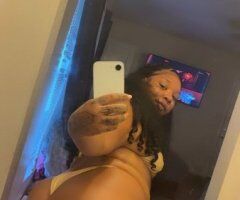 Long Beach escorts - Luna ☺ BBW Escort — Car Date Special in East Long Beach, CA
