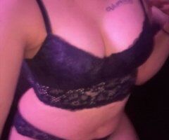 Seattle escorts - Seattle Female Escort — Hour Specials Today Only