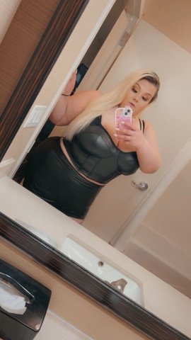 Frederick Blonde BBW Luxury Escape (No BB Anything) - 1