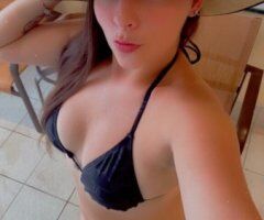 Chicago Female Escort for Findom Worship, Sexting & Girlfriend Experience - Image 2