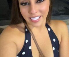 Chicago Female Escort for Findom Worship, Sexting & Girlfriend Experience - Image 3