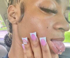 Houston Outcalls Only — Petite Caramel Escort - Image 2