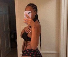 Petite Incall Adult Performer (25+) with Tattoos — Discreet Upscale Location - Image 3