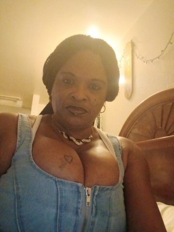 Charleston, South Carolina Female Escort — $100 specials (incalls welcome) - 1