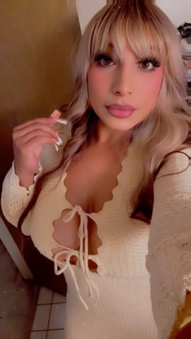 Lexi (33) — Latina Female Escort in Bakersfield for Incalls & Outcalls - 1