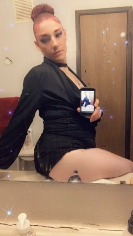 Sioux Falls Female Escort — Live Web Shows & GFE - 1