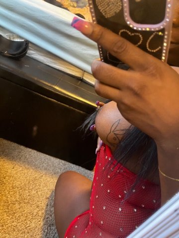 Detroit Female Escort — GFE, Hand Job, Feet Job, Role Play & Massages (Incall/Outcall) - 1
