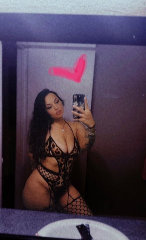 Inland Empire Outcall Specials (1 Night) — No Bare - 1