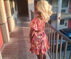 Houston escorts - Houston Female Escort — Incalls & Outcalls, QV, BJ, Handy