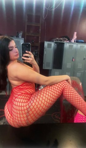 Minneapolis/St. Paul Female Escort — Submissive discreet company - 1