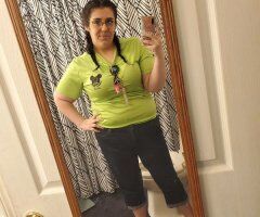 Nashville MILF Traveling Content Creator - Image 4