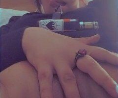 Nashville MILF Traveling Content Creator - Image 7